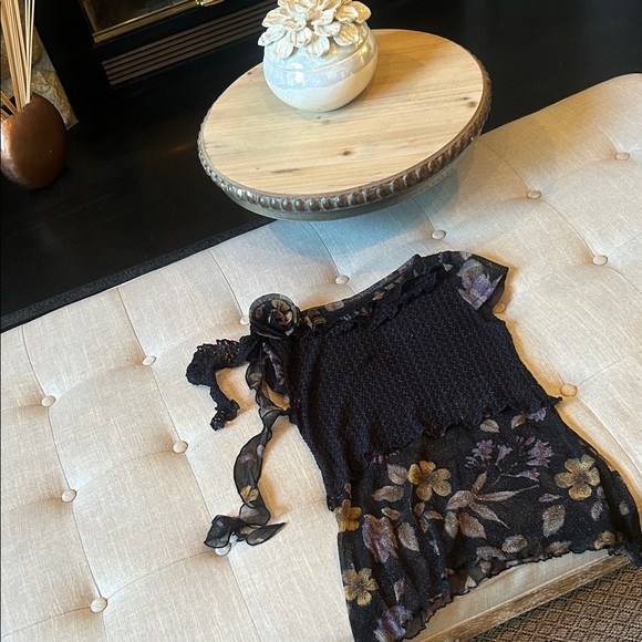 Dong Fang Ming Li Tops - Statement Y2K Dong Fang Ming Li Floral Mesh Crochet Asymmetrical Top Size Small